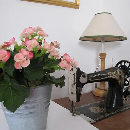 Konukevi Gaestehaus Bergstueberl 4*