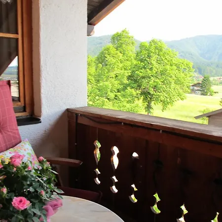 Konukevi Gaestehaus Bergstueberl