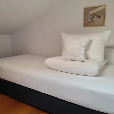 Gaestehaus Bergstueberl Guest house Reit im Winkl
