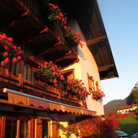 Gaestehaus Bergstueberl 4* Reit im Winkl