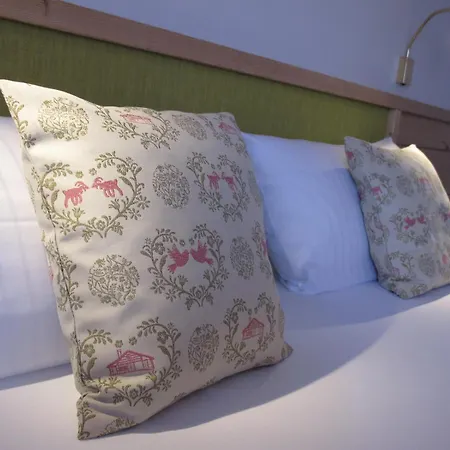 Bergstüberl Gasthof 4*