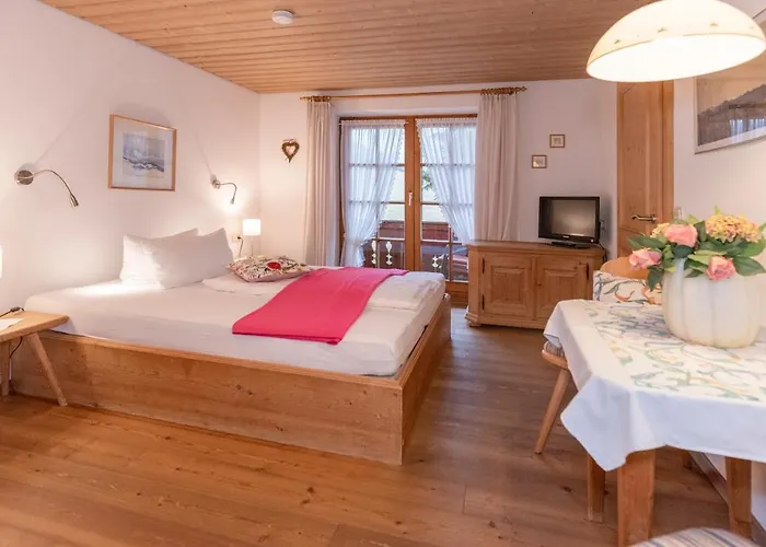 Gaestehaus Bergstueberl 4*